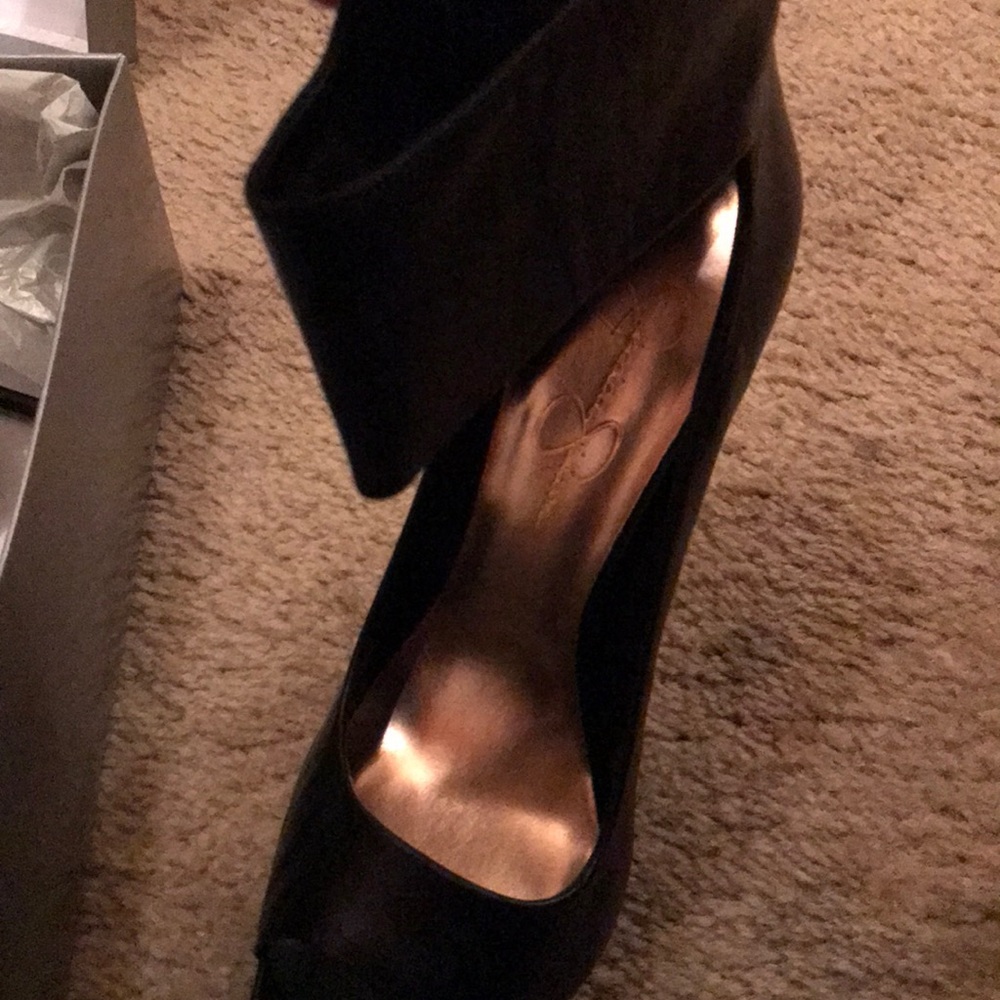 Jessica Simpson Heels - Picture 4 of 11